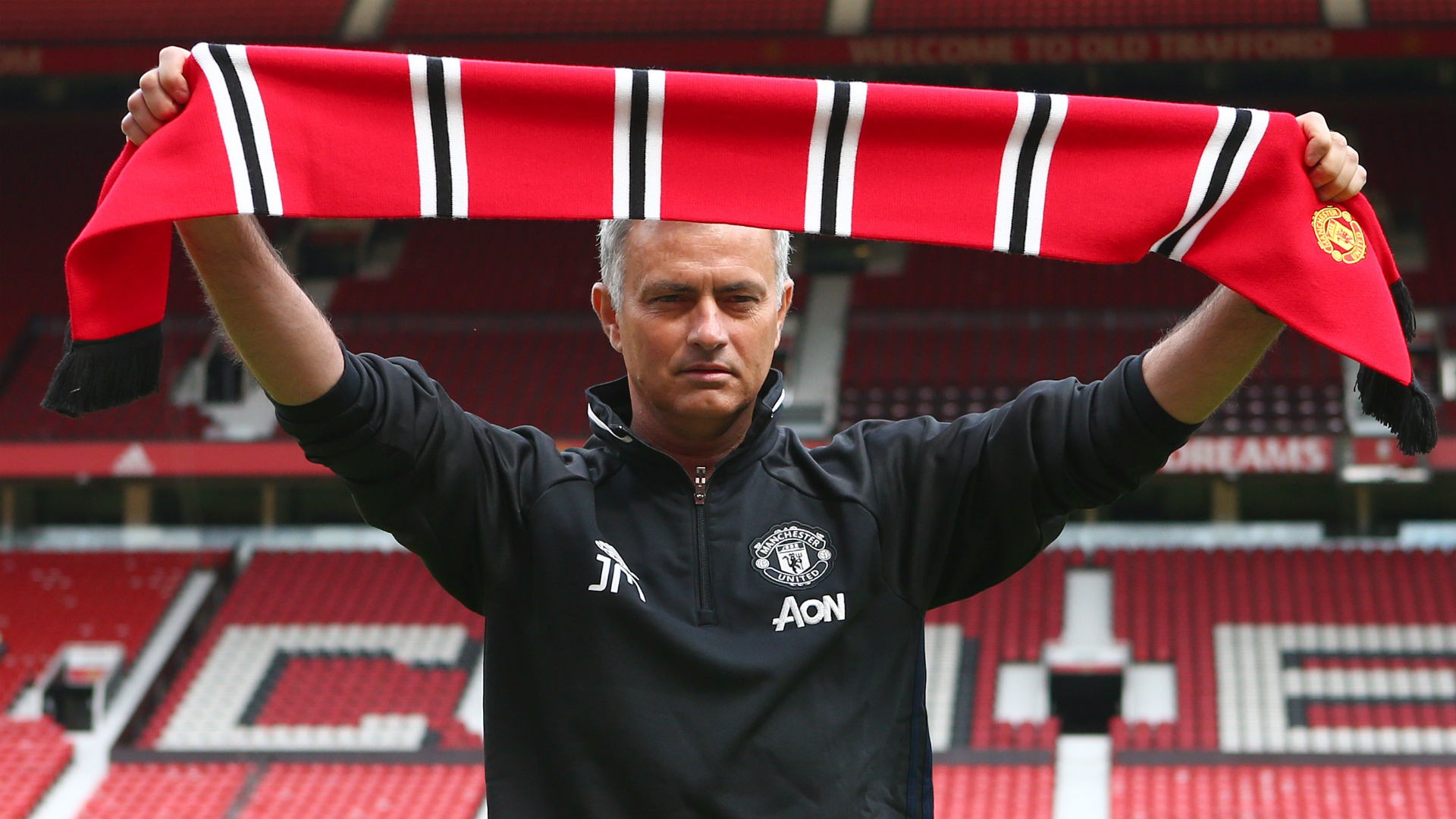 Mua sớm sẽ đảm bảo cho thành công cho Mourinho