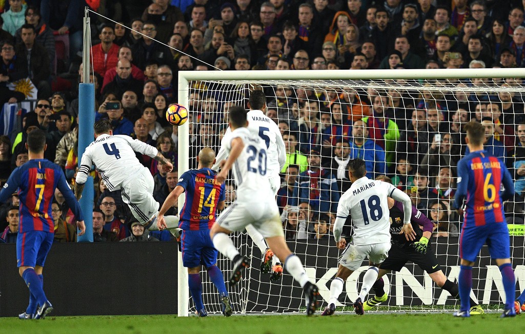 Nhiều vũ khí trong tay áo, Real Madrid bất phục Barcelona