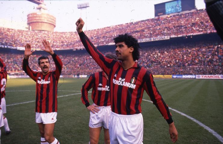 Những câu chuyện giờ mới kể về kỷ nguyên vàng của AC Milan (Kỳ 2)