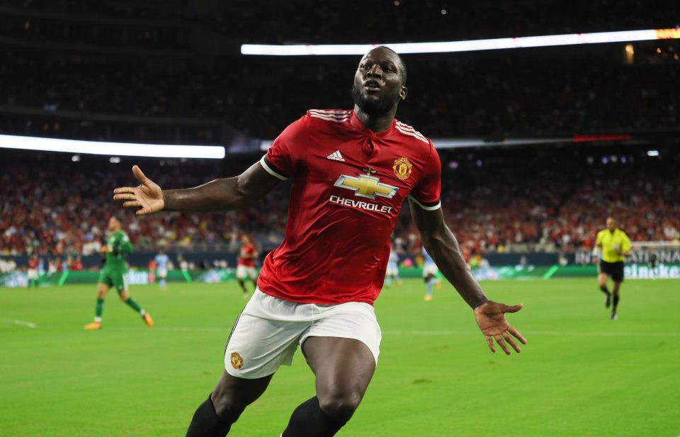 Mới chỉ c&oacute; Man Utd ''n&oacute;ng m&aacute;y'' sau trận derby