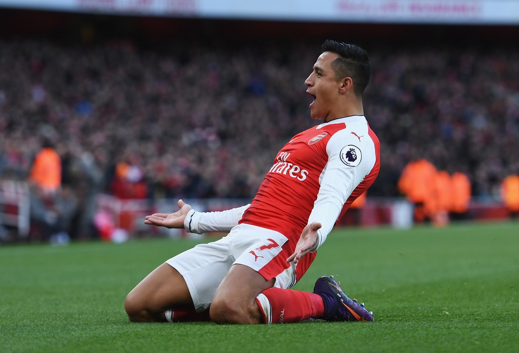 Ở đâu Arsenal khó, có Sanzchez!
