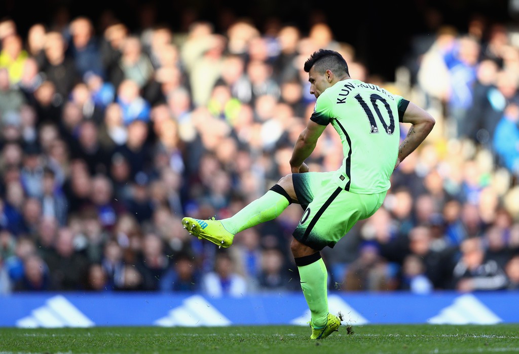 Premier League, 18h45 ngày 23/04, Man City - Stoke: Aguero cần tranh Vua phá lưới