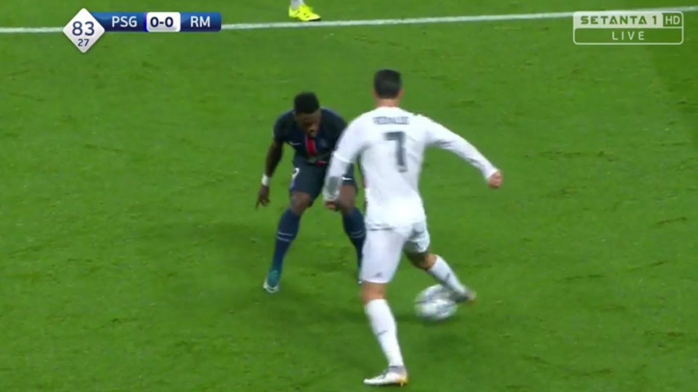 Cách thực hiện tuyệt chiêu lừa bóng Elastico "dẻo" như Ronaldo