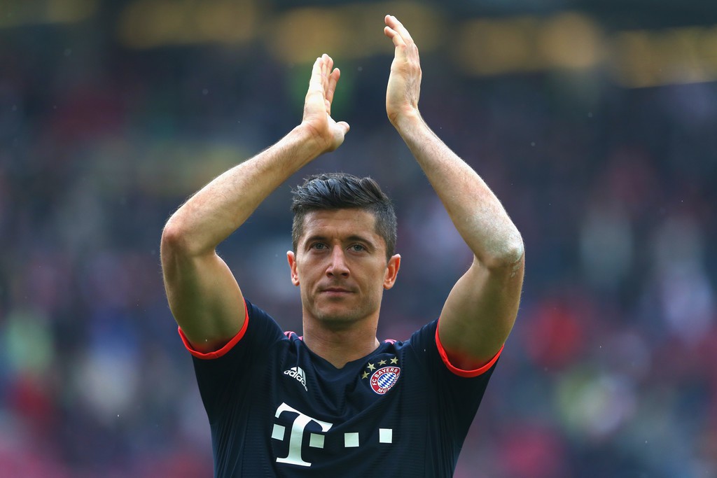 Ngay lúc này, Bayern cần Lewandowski "lên tiếng"
