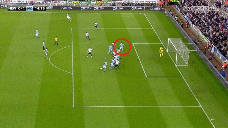 Triển khai công nghệ Video hỗ trợ trọng tài: Premier League dài cổ ngóng trông (Bài 2)