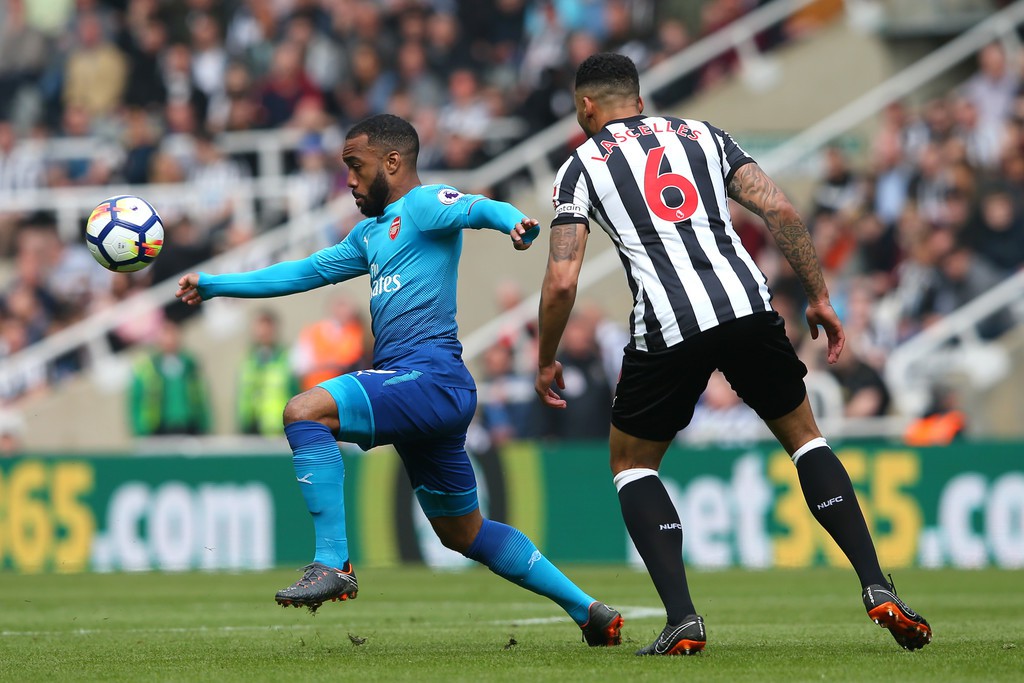 Video: Arsenal cán mốc 100 bàn vẫn tay trắng khó tin trước Newcastle