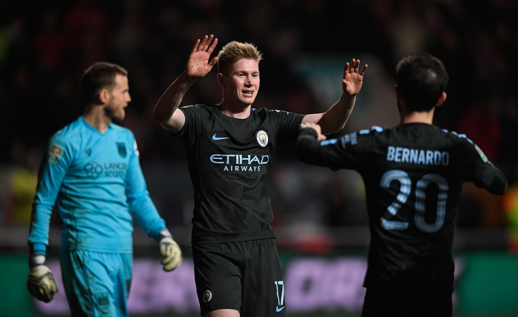 Video: Thắng nghẹt thở Bristol, Man City vào chung kết League Cup