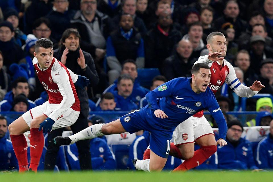 Video: Phung phí cơ hội, Chelsea bị Arsenal cầm chân