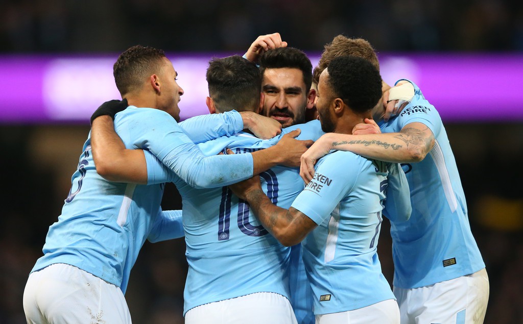 Video: Man City ngược dòng hạ Bristol nhờ bàn phút bù giờ của Aguero