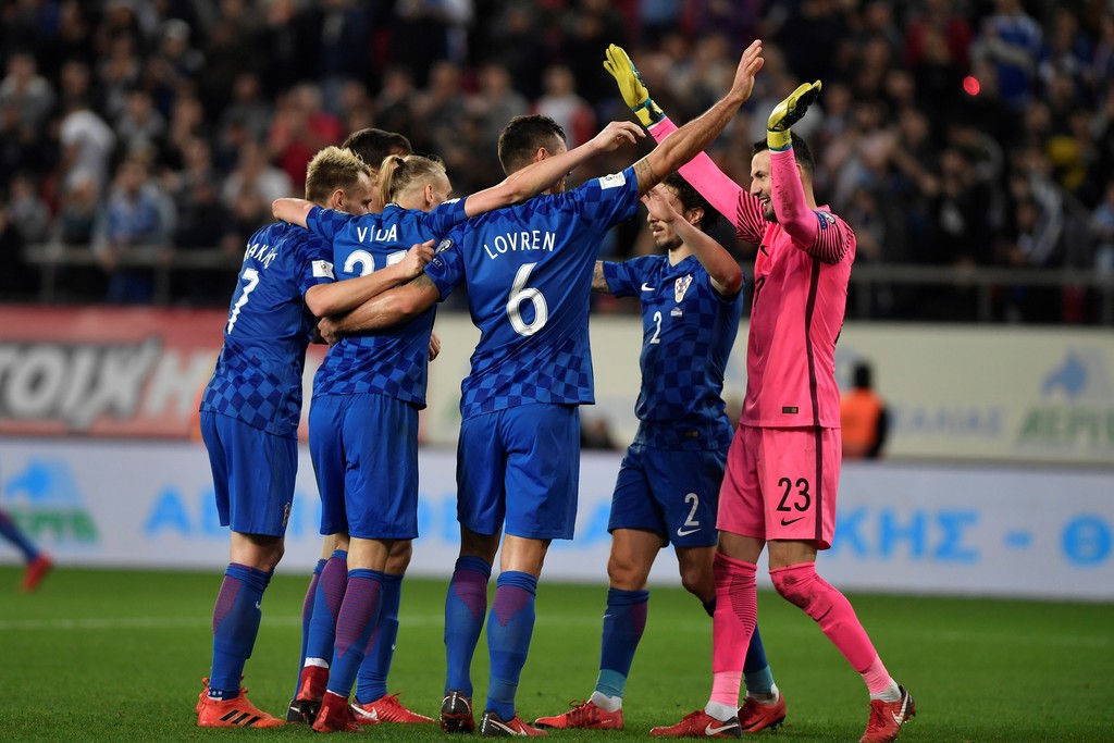 Video: Phung phí cơ hội, Croatia và Thụy Sĩ vẫn giành vé dự World Cup