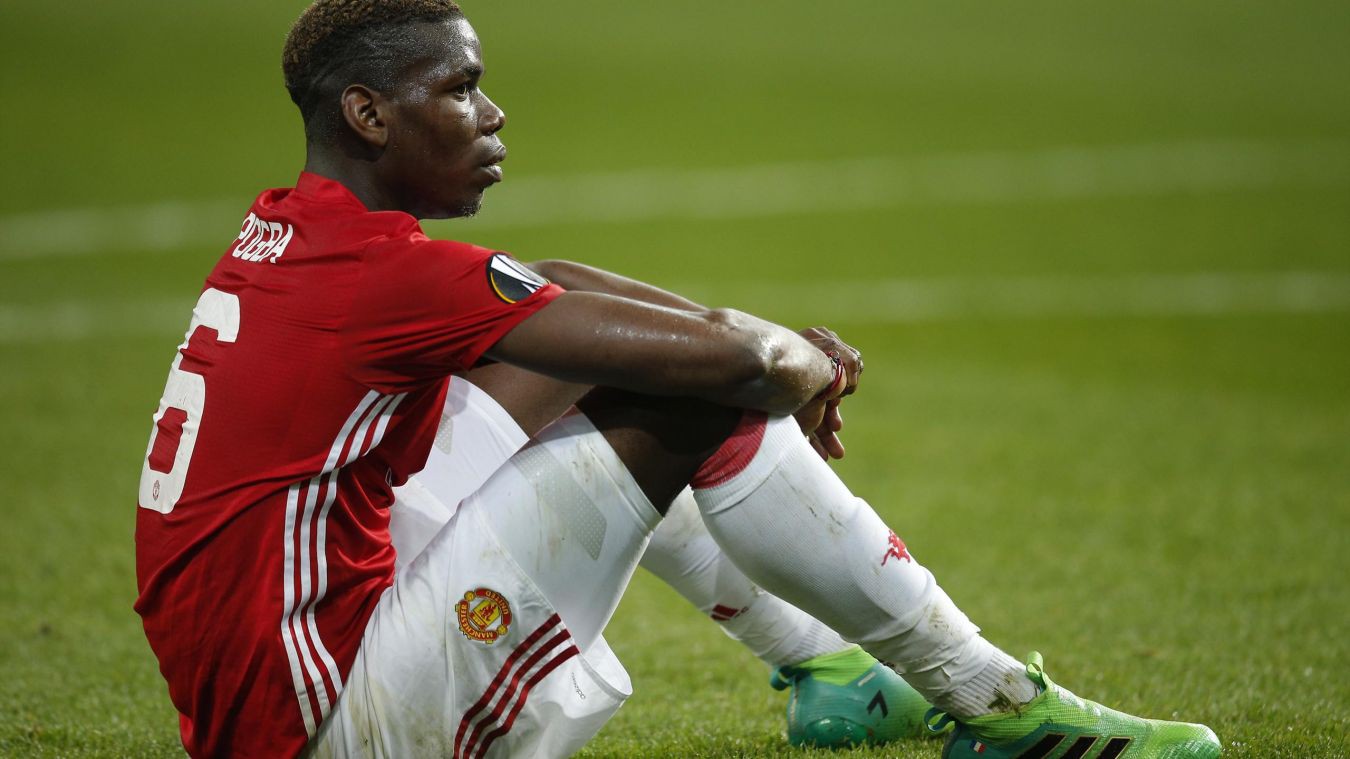 Video: Phung phí cơ hội, Man Utd đánh rơi chiến thắng trước Anderlecht