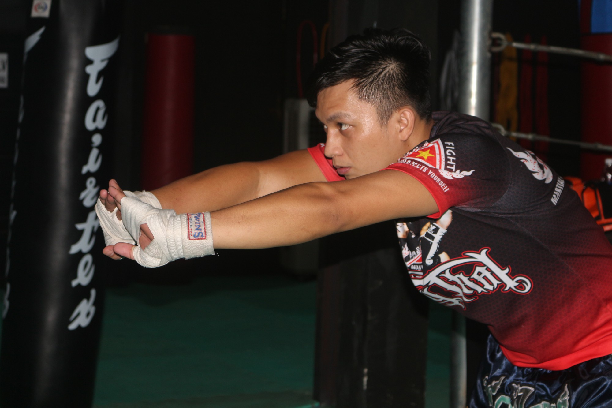 phong tr&agrave;o tập muay Th&aacute;i