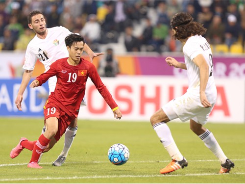 U.23 Việt Nam xoay tua và lại thua