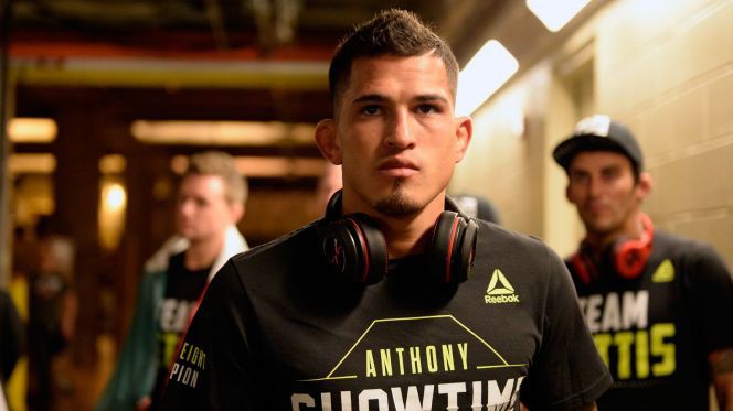 Anthony Pettis trên đường "hồi sinh" ở hạng Featherweight