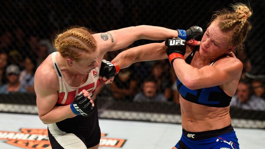 UFC on Fox 20: Valentina Shevchenko thắng Holly Holm bằng tính điểm