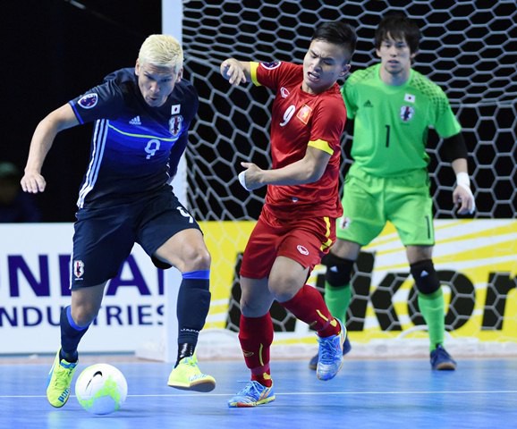 VCK Futsal châu Á: Thắng sốc Nhật Bản, Việt Nam giành vé dự World Cup