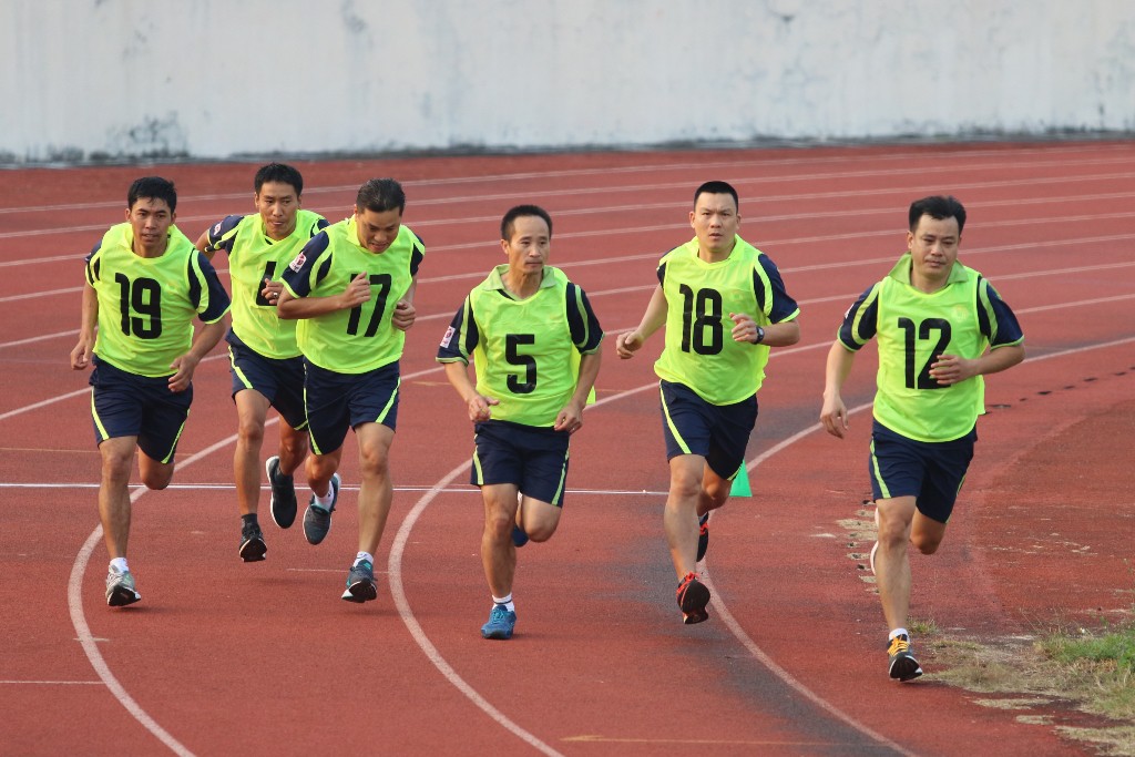 Đuối thể lực, 3 Trợ lý trọng tài bị loại trước thềm V.League 2016