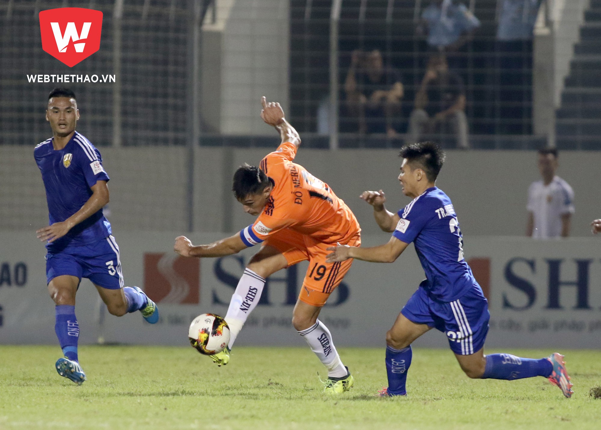 HLV Hoàng Văn Phúc: Đừng phủi sạch mọi công sức của Quảng Nam FC