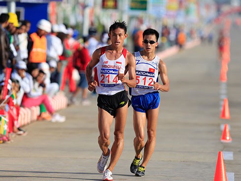 Thành Ngưng "đi bộ" tới Olympic 2016
