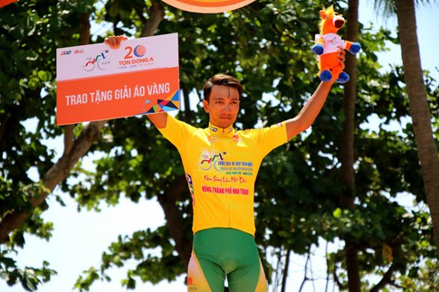 Nguyễn Thành Tâm giữ Áo vàng sau 19 chặng đua. Nguyễn Thành Tâm giữ Áo vàng sau 19 chặng đua.