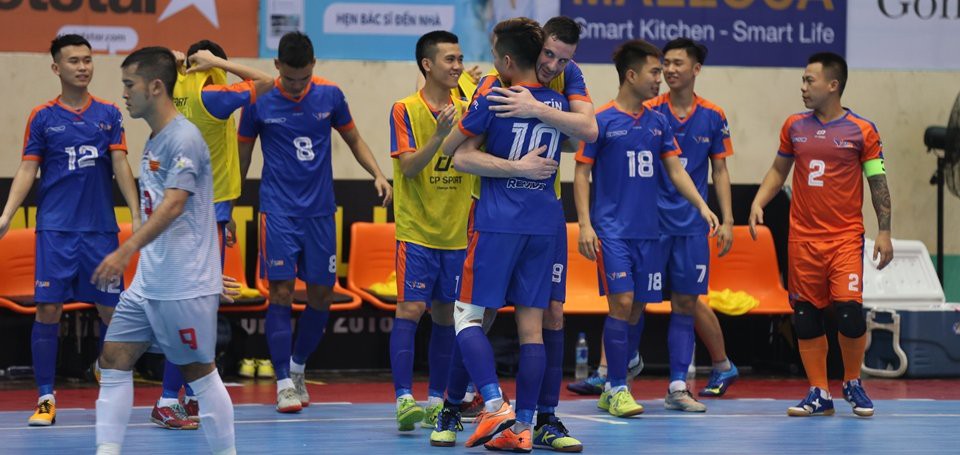Hanoi Buffaloes giành tấm vé đầu tiên vào bán kết VFL 2018. Hanoi Buffaloes giành tấm vé đầu tiên vào bán kết VFL 2018.