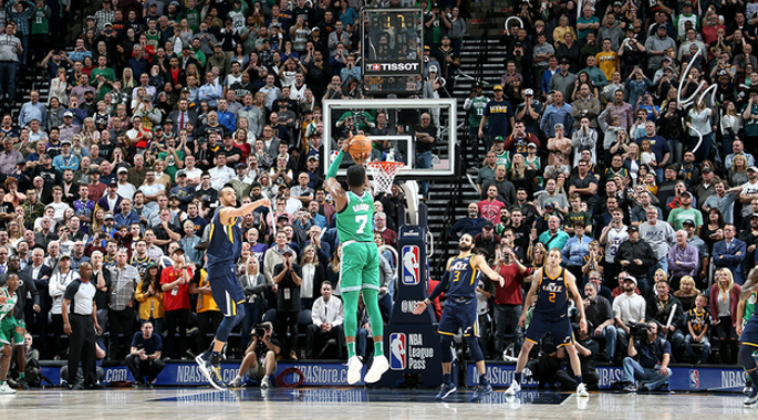 Kết quả NBA 29/03: Jaylen Brown giúp Celtics hạ Jazz nghẹt thở