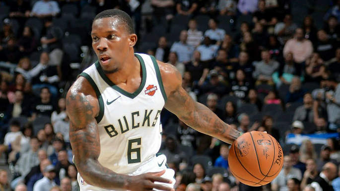 Kết quả NBA 31/03: Eric Bledsoe tỏa sáng, Bucks nhọc nhằn đánh bại Lakers
