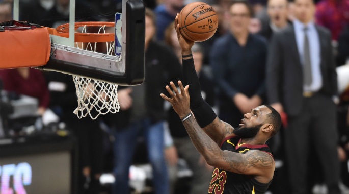 King James trở lại và lợi hại như xưa