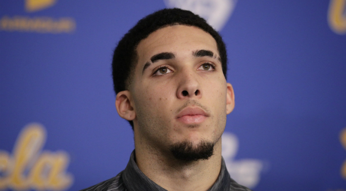 Em trai Lonzo Ball có thể vào NBA nếu không thi đấu tại NCAA?