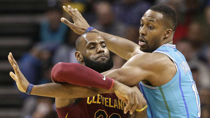 NBA 2017-18: Cavaliers trở lại; Embiid lập kỷ lục ghi điểm