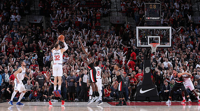 NBA 2017-18: Griffin hồi sinh Clippers trong ngày Austin Rivers chấn thương