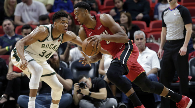 NBA 2017-18: Ném cực tệ, Milwaukee Bucks thua thảm Miami Heat