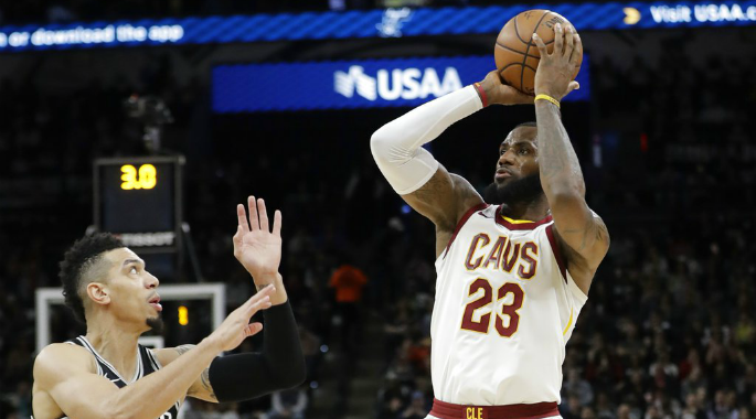 NBA 2017-18: Spurs khiến LeBron kém vui ngày đạt cột mốc