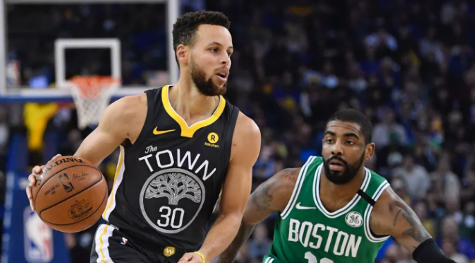 NBA 2017-18: Stephen Curry bùng nổ cuối trận giúp Warriors đánh bại Celtics