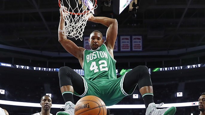 Không chỉ Kyrie Irving, Al Horford cũng là mắt xích quan trọng của Celtics