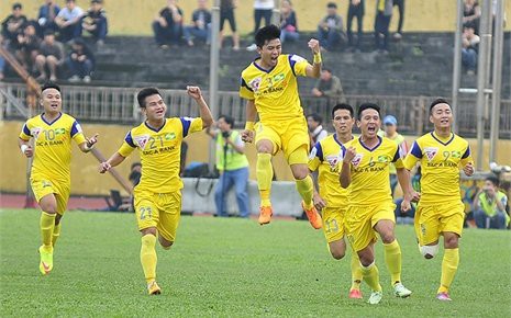 “Khổng Minh” xứ Nghệ xuất chiêu trước ngày SLNA lên núi