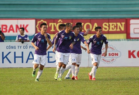 Bản lĩnh giúp HN.T&T đánh bại SLNA ngay tại thành Vinh