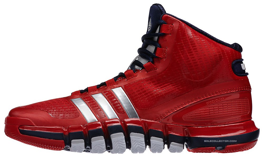 Một phối màu PE của John Wall, lấy cảm hứng từ màu áo của Washington Wizards. Một phối màu PE của John Wall, lấy cảm hứng từ màu áo của Washington Wizards.