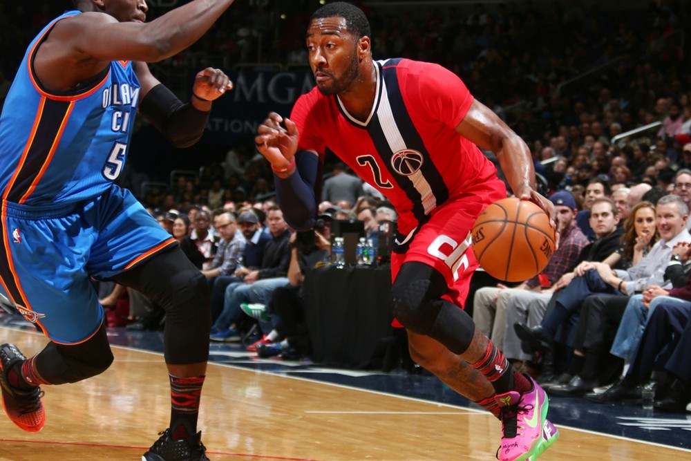 John Wall lên sân cùng Nike Kobe 11 EM “Mambacurial”. John Wall lên sân cùng Nike Kobe 11 EM “Mambacurial”.