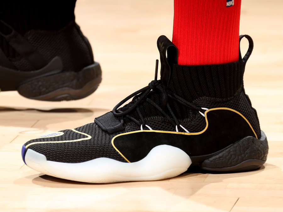 Mẫu Adidas BYW (Boost You Wear) X trên chân John Wall cách đây ít ngày. Mẫu Adidas BYW (Boost You Wear) X trên chân John Wall cách đây ít ngày.