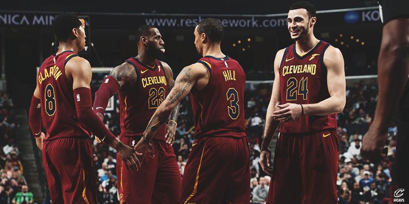 LeBron James cùng những đồng đội mới của anh. LeBron James cùng những đồng đội mới của anh.