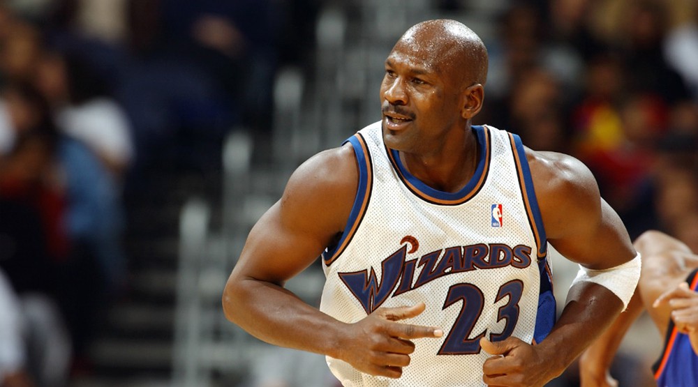 Áo đấu của Michael Jordan vừa được đấu giá ở mức kỷ lục