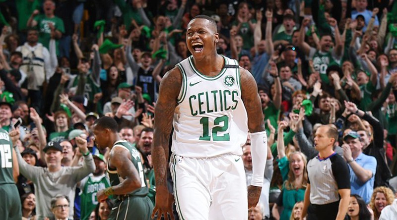 Công thủ song toàn, Celtics loại thuyết phục Milwaukee tại Game 7