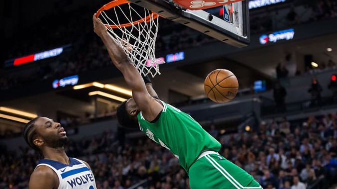Kết quả NBA 09/03: Jaylen Brown suýt gặp chấn thương kinh hoàng