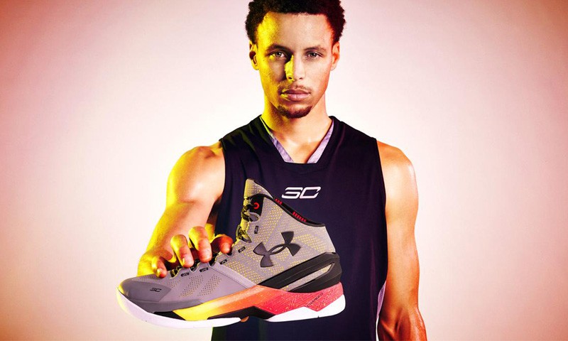 Kỷ nguyên giày của Stephen Curry: Nike đã đánh mất Curry như thế nào?