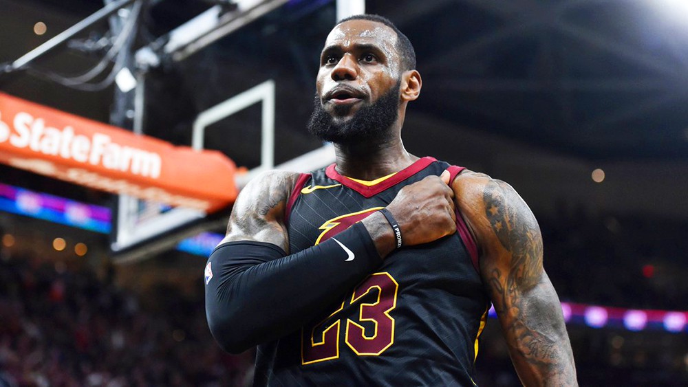 "Hết hơi" sau Game 7 với Pacers, LeBron James xin điều gì?