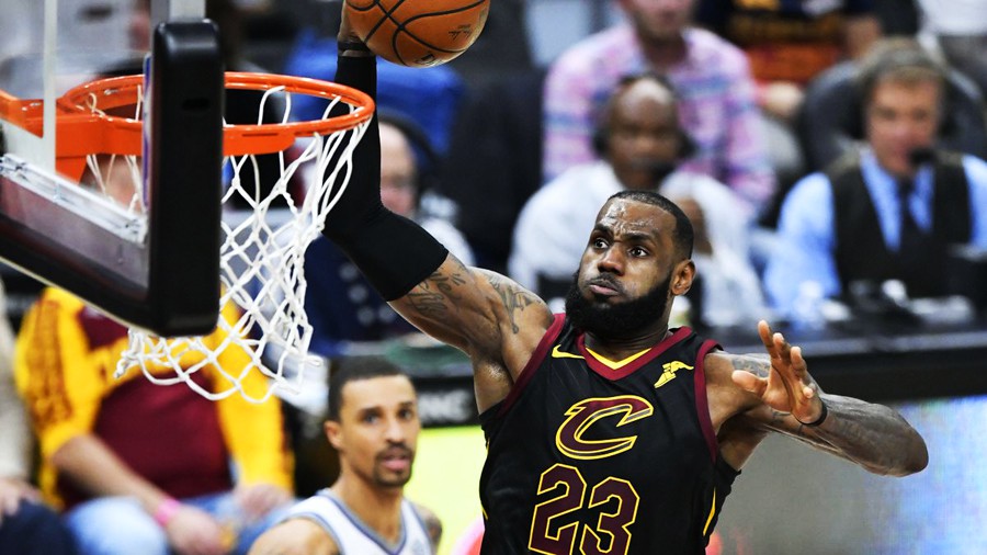 NBA 2017-18: Những cầu thủ chơi được cả 5 vị trí, có cái tên khiến tất cả ngỡ ngàng