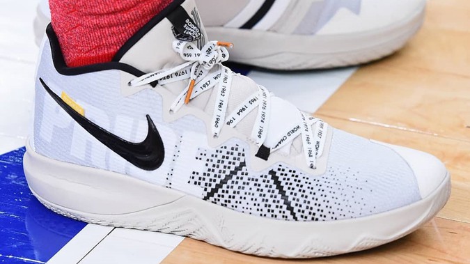 Nike Kyrie Flytrap từng được Kyrie Irving mang tại một buổi tập trước thềm All-Star Game vừa qua.