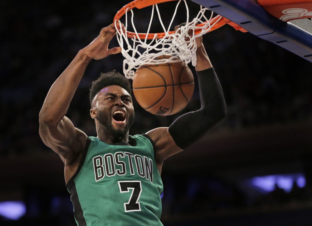 Jaylen Brown: Nạn phân biệt chủng tộc đang sống tốt và được bảo vệ tại Mỹ