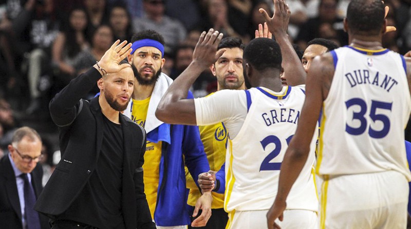 Vắng Curry, Kevin Durant và Warriors đã thay đổi như thế nào?